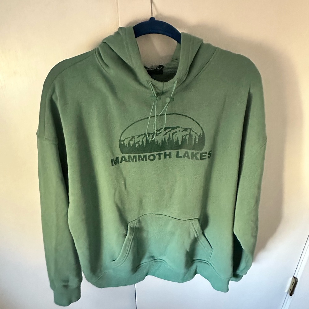 PacSun — mammoth lakes sweatshirt